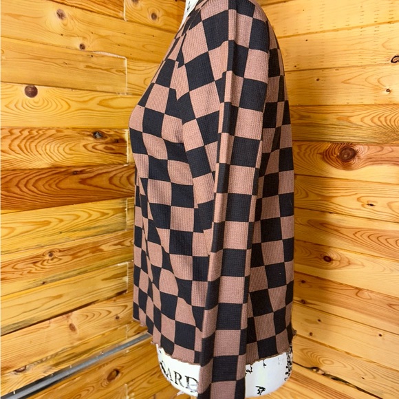 Brown and black checkered long sleeve thermal shirt - Picture 3 of 8